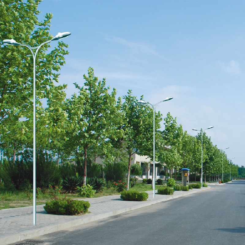 Poteau de chaussée conique en aluminium à double bras NILE